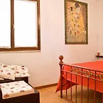아파트 I Mirti Di