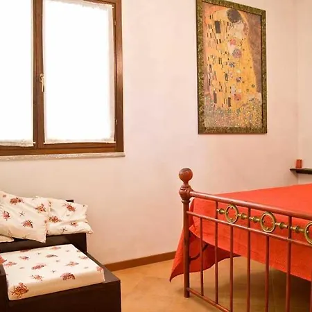 Lägenhet I Mirti Di